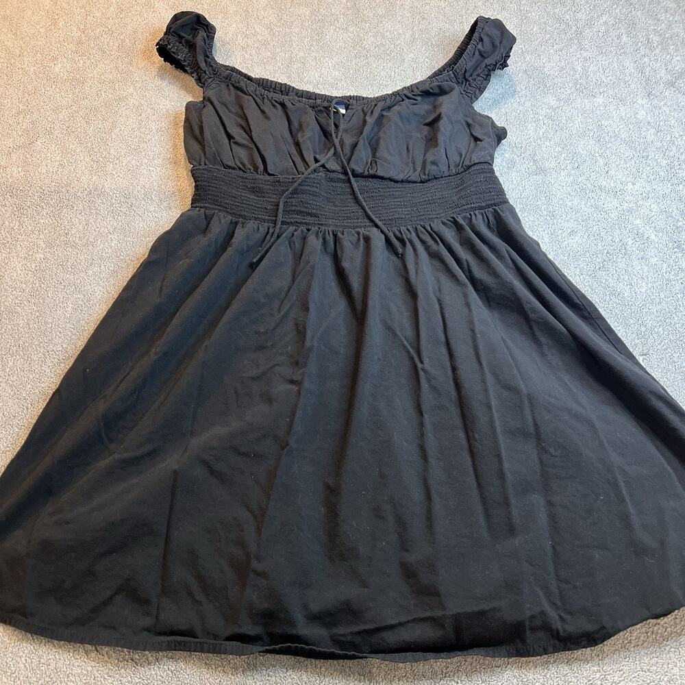 Old Navy Black Smocked Babydoll Mini Dress.-Size L Preowned Good tie Front B440